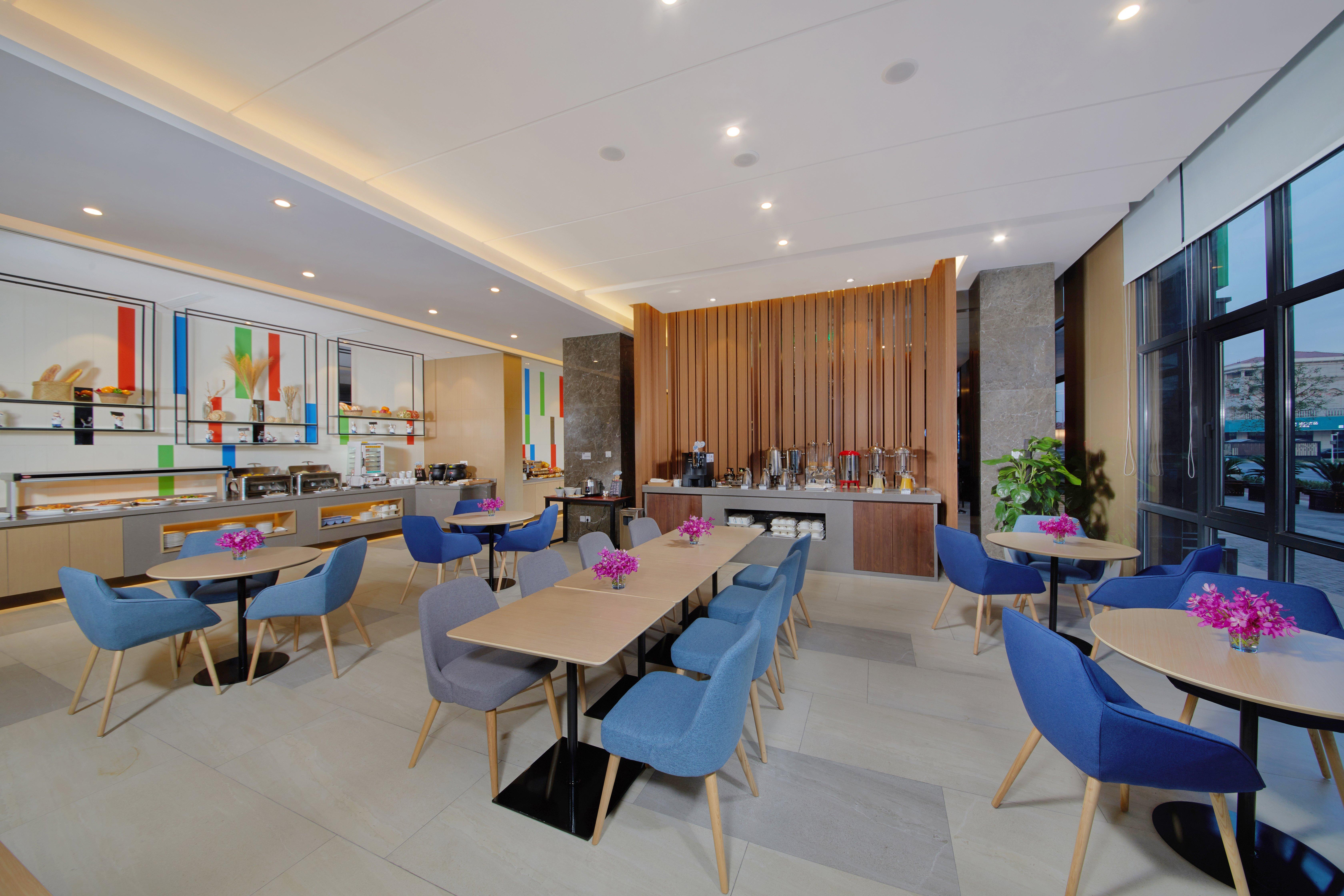Holiday Inn Express Zhangjiagang East By Ihg Exterior foto